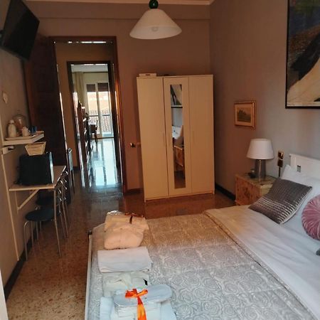 B&B Califano- 2 Leoni Verona Exterior foto
