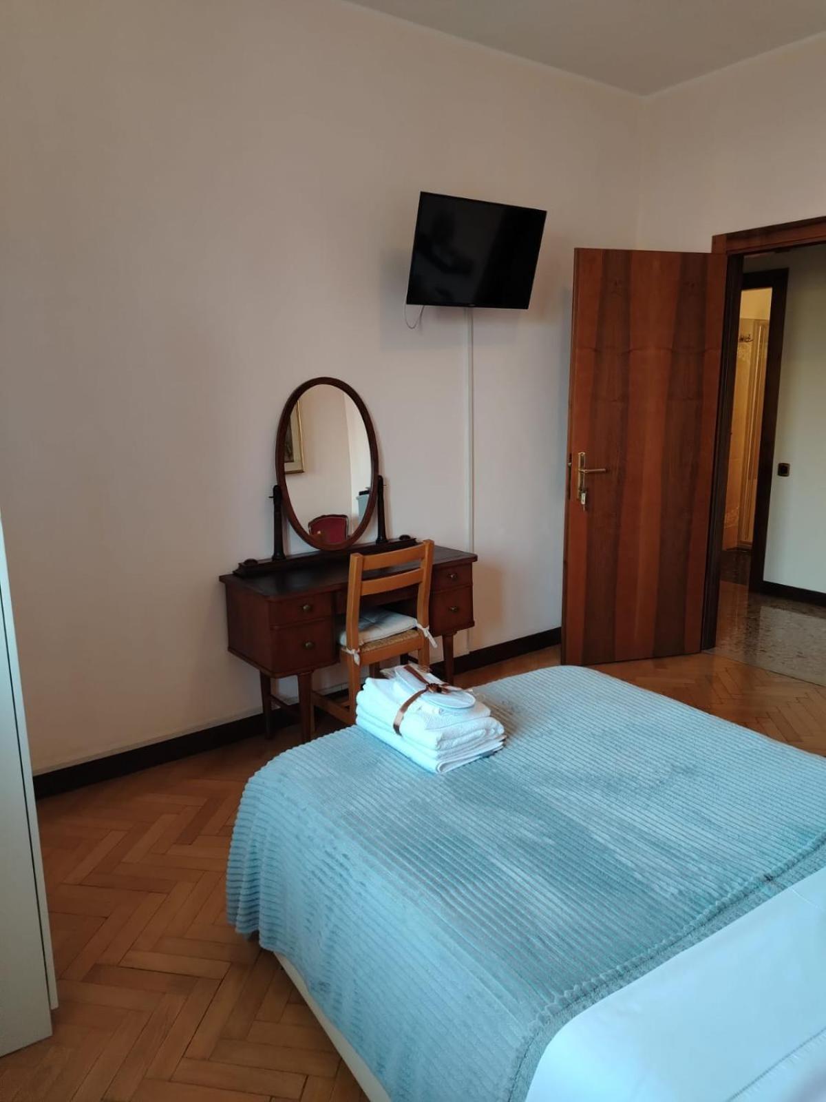 B&B Califano- 2 Leoni Verona Exterior foto