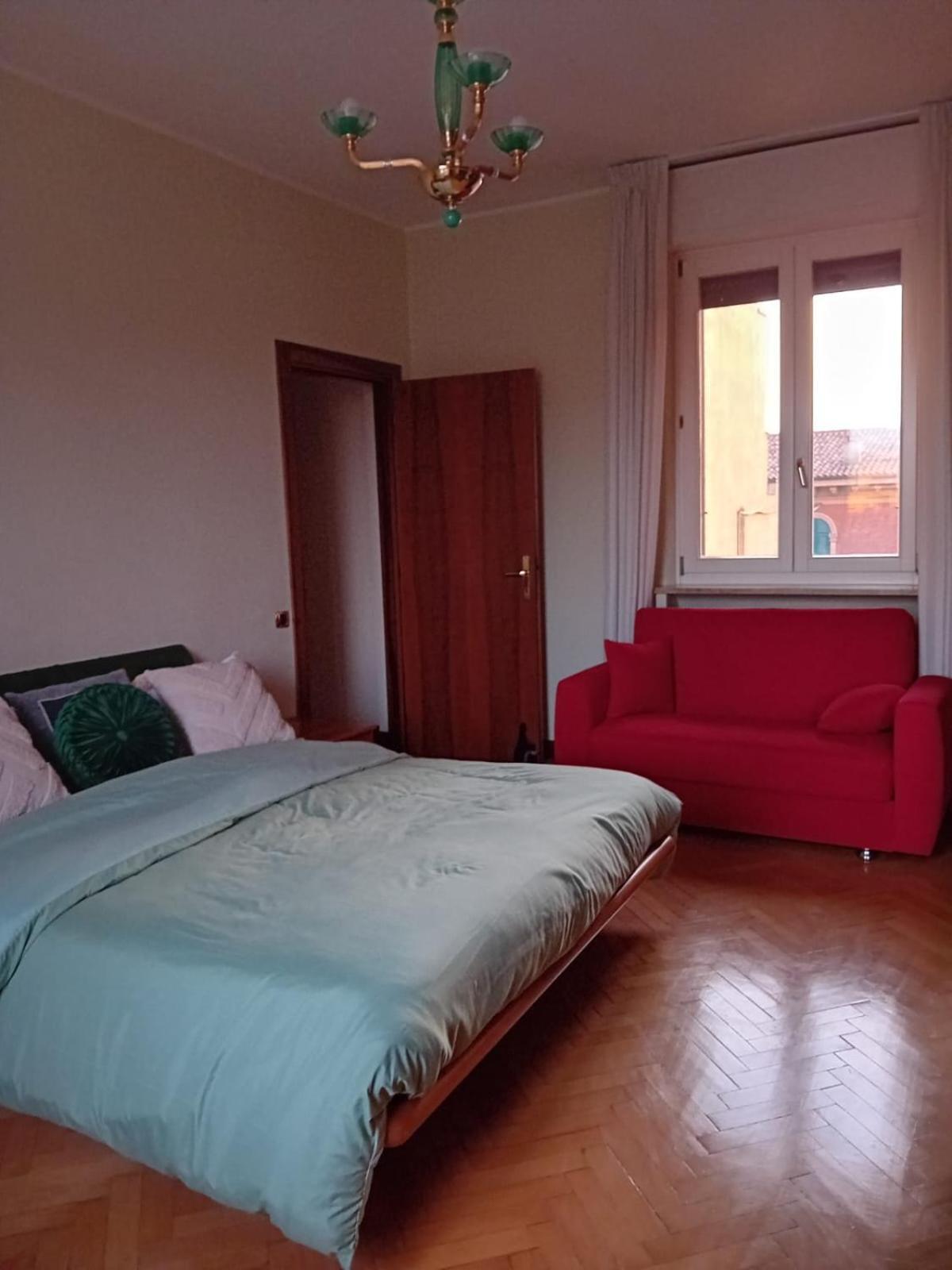 B&B Califano- 2 Leoni Verona Exterior foto
